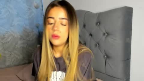 Snapshot of cute_emmma chatting on February 2026 11:22:01 AM Emma online show from February 2026 11:22:01 AM