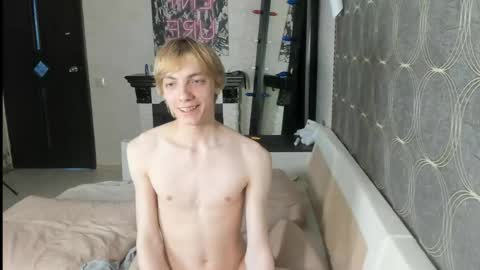 Snapshot of cute_grecha chatting on April 2026 05:30:01 PM Grisha online show from April 2026 05:30:01 PM
