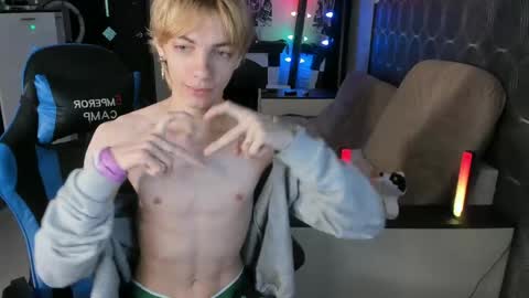 Snapshot of cute_grecha chatting on May 2026 06:52:01 AM Grisha online show from May 2026 06:52:01 AM