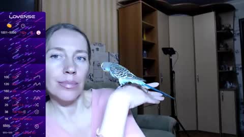 cute_lion_ online show from March 2025 05:27:02 PM