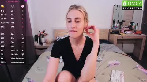 Milana online show from March 2026 07:58:01 AM