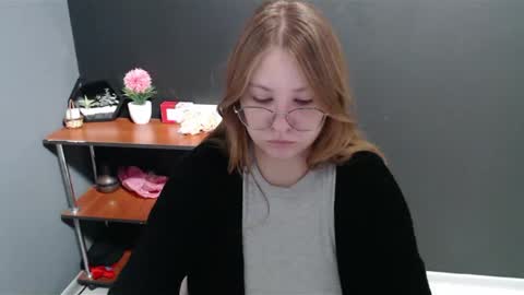 Veronica online show from December 2024 07:27:02 AM