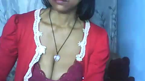 murielle online show from October 2025 07:31:01 AM