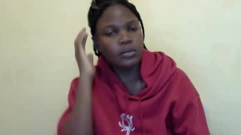 Snapshot of cute_roxie chatting on December 2024 07:37:01 AM cute_roxie online show from December 2024 07:37:01 AM