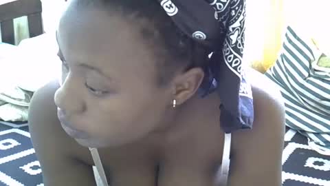 Snapshot of cute_savanna chatting on December 2024 09:44:02 AM cute_savanna online show from December 2024 09:44:02 AM