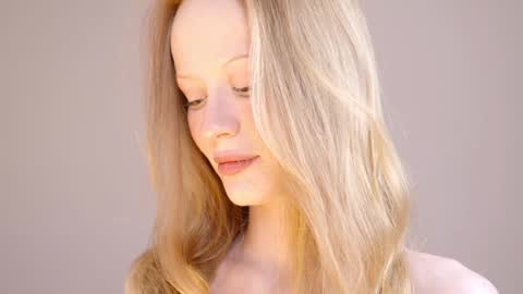  Hey im Kristina Thank you for your support  online show from December 2024 10:17:02 AM