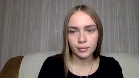 Snapshot of cute_shy06 chatting on November 2025 06:19:02 PM cute_shy06 online show from November 2025 06:19:02 PM