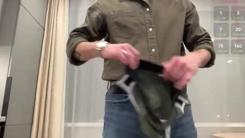 cute_skywalker online show from November 2025 10:37:02 PM