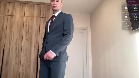 cute_skywalker online show from February 2026 08:22:02 AM