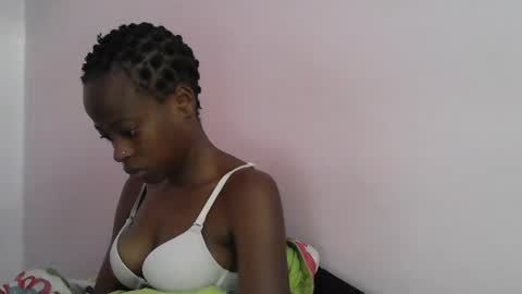 cute_sonny online show from December 2024 05:12:01 AM