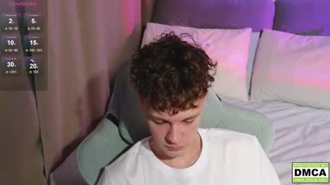 Snapshot of cute_thomas chatting on December 2025 08:57:01 PM Thomas - online show from December 2025 08:57:01 PM