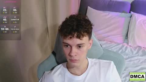 Snapshot of cute_thomas chatting on December 2025 04:12:02 PM Thomas - online show from December 2025 04:12:02 PM