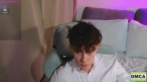 Snapshot of cute_thomas chatting on February 2026 05:30:01 PM Thomas - online show from February 2026 05:30:01 PM