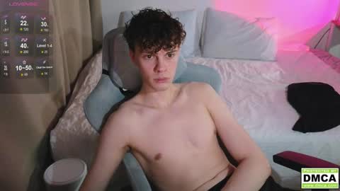 Snapshot of cute_thomas chatting on February 2026 05:43:02 PM Thomas - online show from February 2026 05:43:02 PM