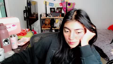 Snapshot of cuteambervi chatting on December 2024 06:28:01 PM Princess Amber online show from December 2024 06:28:01 PM