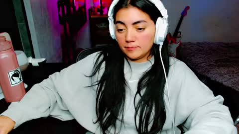 Snapshot of cuteambervi chatting on February 2025 02:09:02 AM Princess Amber online show from February 2025 02:09:02 AM