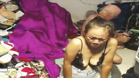 Snapshot of cuteandsexyone chatting on June 2026 05:59:01 AM CuteAndSexyOne Na and Brian online show from June 2026 05:59:01 AM