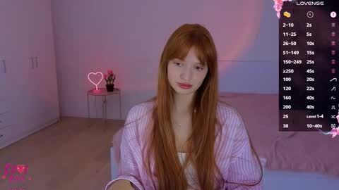 Snapshot of cuteariel7 chatting on September 2025 04:21:02 PM Ariel online show from September 2025 04:21:02 PM