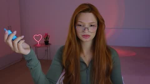 Snapshot of cuteariel7 chatting on October 2025 03:56:02 PM Ariel online show from October 2025 03:56:02 PM