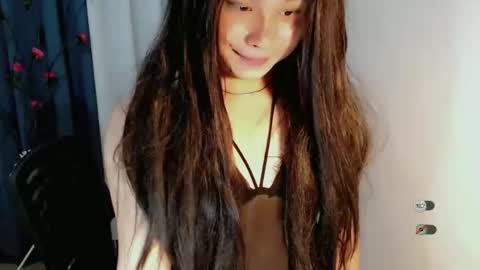 cuteasianlee online show from March 2026 05:39:01 PM