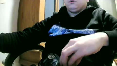 Snapshot of cuteboy090 chatting on December 2024 01:55:02 PM Cuteboy090 online show from December 2024 01:55:02 PM