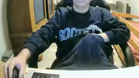 Snapshot of cuteboy090 chatting on September 2025 04:19:02 PM Cuteboy090 online show from September 2025 04:19:02 PM