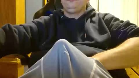 Cuteboy090 online show from May 2026 10:17:01 PM