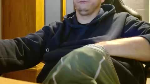 Cuteboy090 online show from May 2026 01:40:01 PM