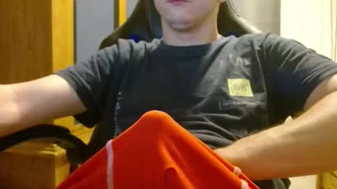 Cuteboy090 online show from May 2026 08:48:02 PM