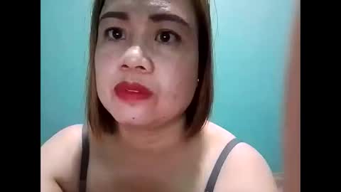 Snapshot of cutechey06 chatting on December 2024 09:54:02 PM Sky online show from December 2024 09:54:02 PM