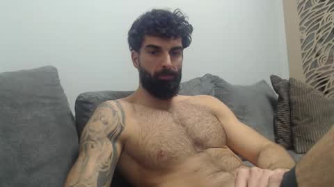 cuteeboy online show from February 2026 09:22:01 PM