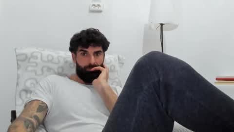 cuteeboy online show from February 2026 08:20:02 PM