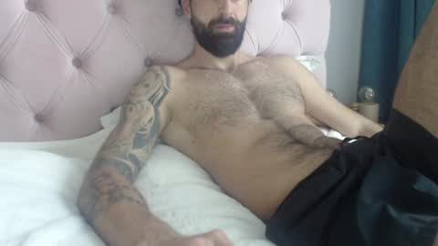 Snapshot of cuteeboy chatting on April 2026 06:55:02 AM cuteeboy online show from April 2026 06:55:02 AM