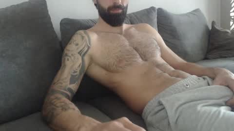 Snapshot of cuteeboy chatting on April 2026 06:02:02 AM cuteeboy online show from April 2026 06:02:02 AM