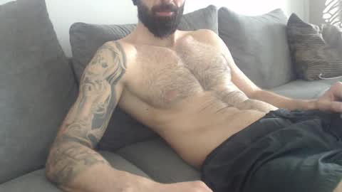Snapshot of cuteeboy chatting on April 2026 08:31:02 AM cuteeboy online show from April 2026 08:31:02 AM