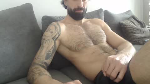 Snapshot of cuteeboy chatting on April 2026 09:46:02 AM cuteeboy online show from April 2026 09:46:02 AM