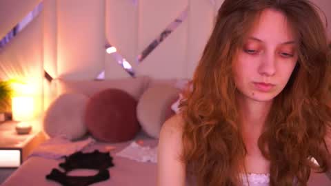 Foxy online show from March 2026 02:21:01 PM