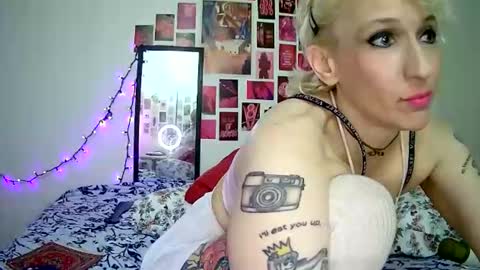 Bella online show from April 2026 08:31:01 AM