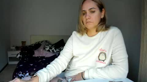 Snapshot of cutehana chatting on October 2025 03:31:01 PM MADY online show from October 2025 03:31:01 PM