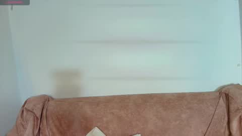 Snapshot of cutejess45 chatting on January 2026 03:10:01 AM tell me jess online show from January 2026 03:10:01 AM