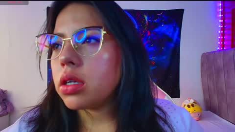 tell me jess   online show from July 2026 04:05:02 PM