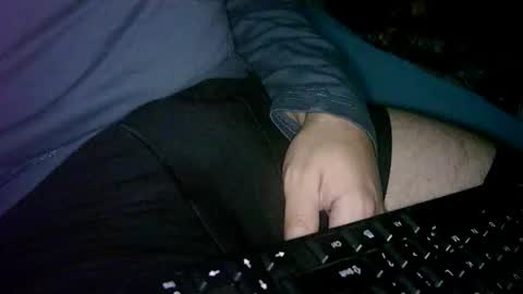 Snapshot of cuteman88 chatting on September 2025 08:33:02 PM Cuteman online show from September 2025 08:33:02 PM