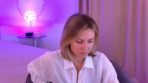 cutemirage online show from November 2025 02:38:02 PM