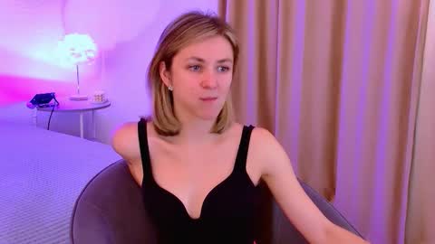 cutemirage online show from November 2025 02:30:01 PM