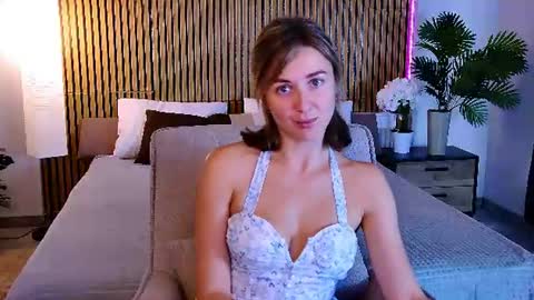 cutemirage online show from July 2026 03:21:02 PM