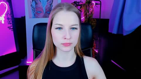 Rina online show from December 2024 11:57:02 AM