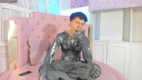 cutenaked_ online show from December 2025 11:39:02 AM