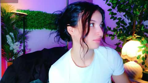 Snapshot of cuteness__girl chatting on October 2025 06:11:01 AM cuteness__girl online show from October 2025 06:11:01 AM