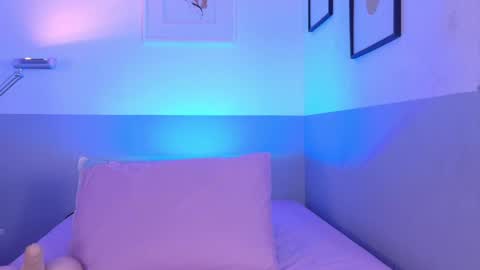 cutepetitee online show from March 2026 08:23:02 PM