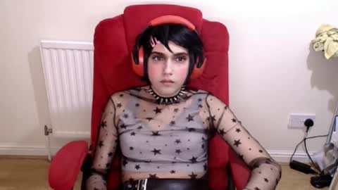 Snapshot of cutest_princess chatting on December 2025 11:57:02 PM cutest_princess online show from December 2025 11:57:02 PM